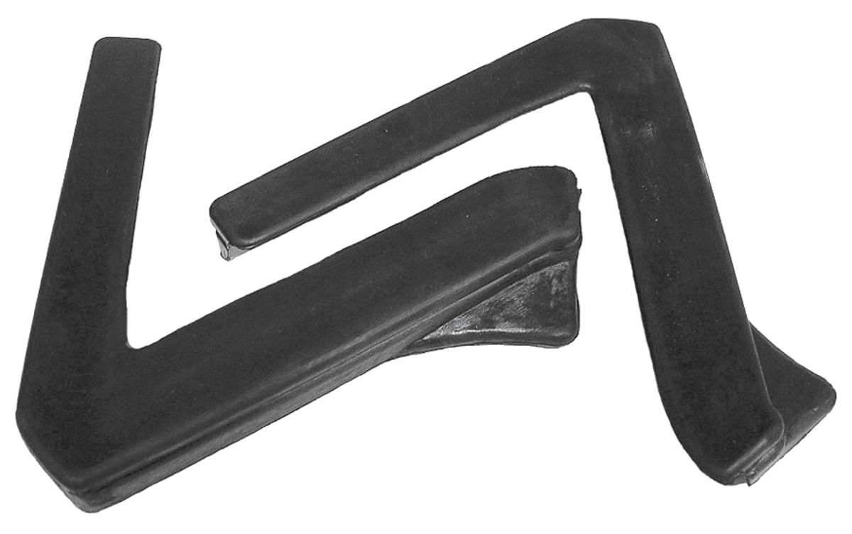 19661967 Cutlass/442 Bumper Fillers Rear Rubber, Wagon